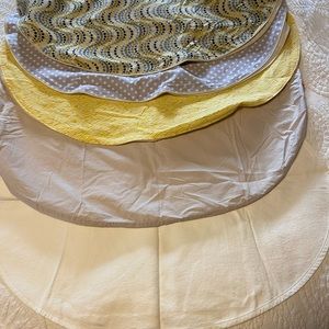 Lot- Stokke Sleepi mini Crib Sheets and Crib Skirt